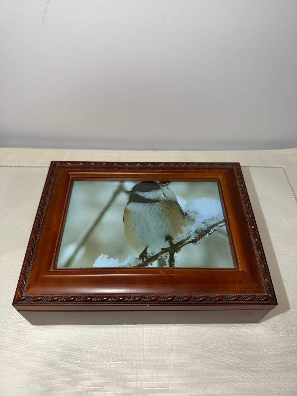 Vintage Style Brown Picture Frame Trinket Keepsake Musical Jewelry Box